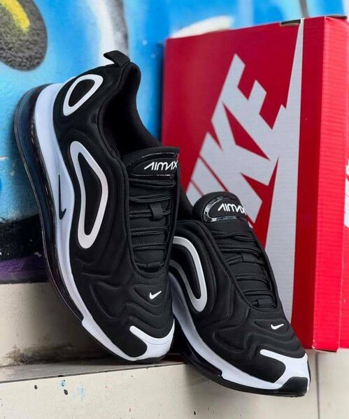 Baskets Nike Air Max 720