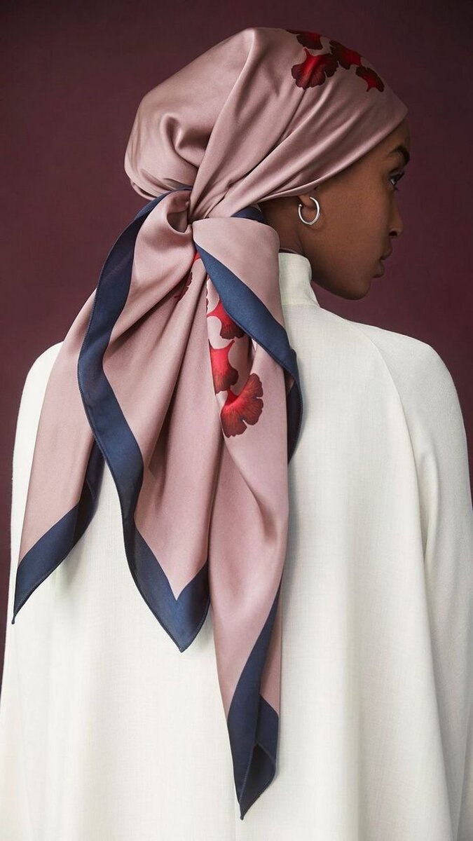 Écharpe en soie élégante