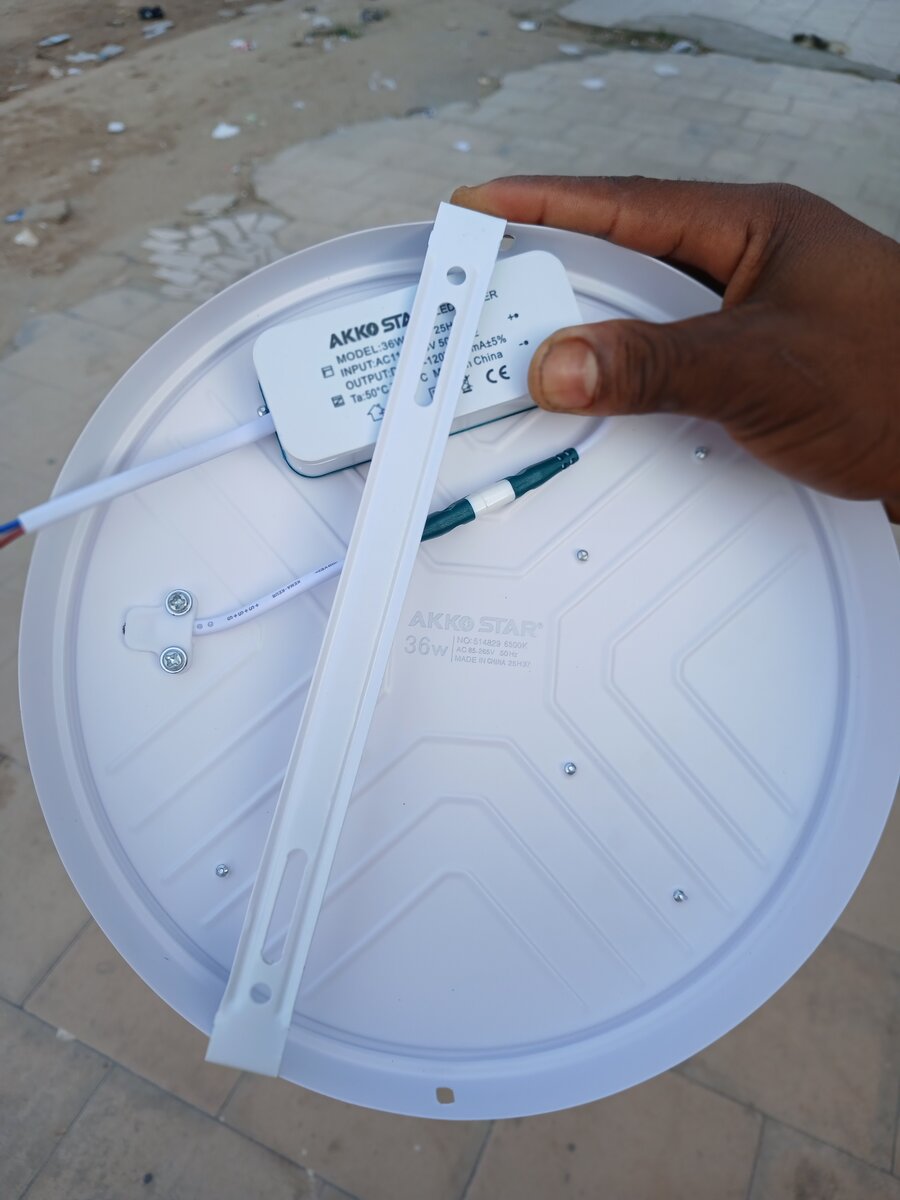 Plafonnier LED extérieur Akko Star