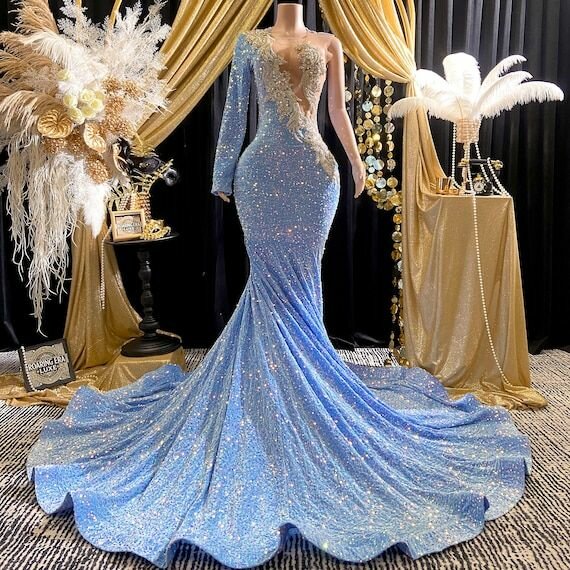 Dinner dress for ladies