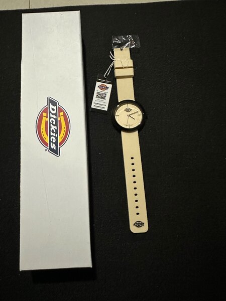 Dickies watch for females