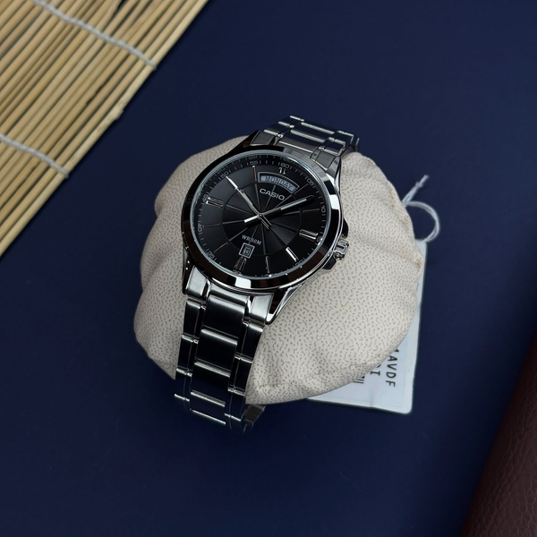 Часы Casio 