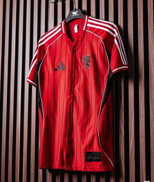 Maillots de football Adidas