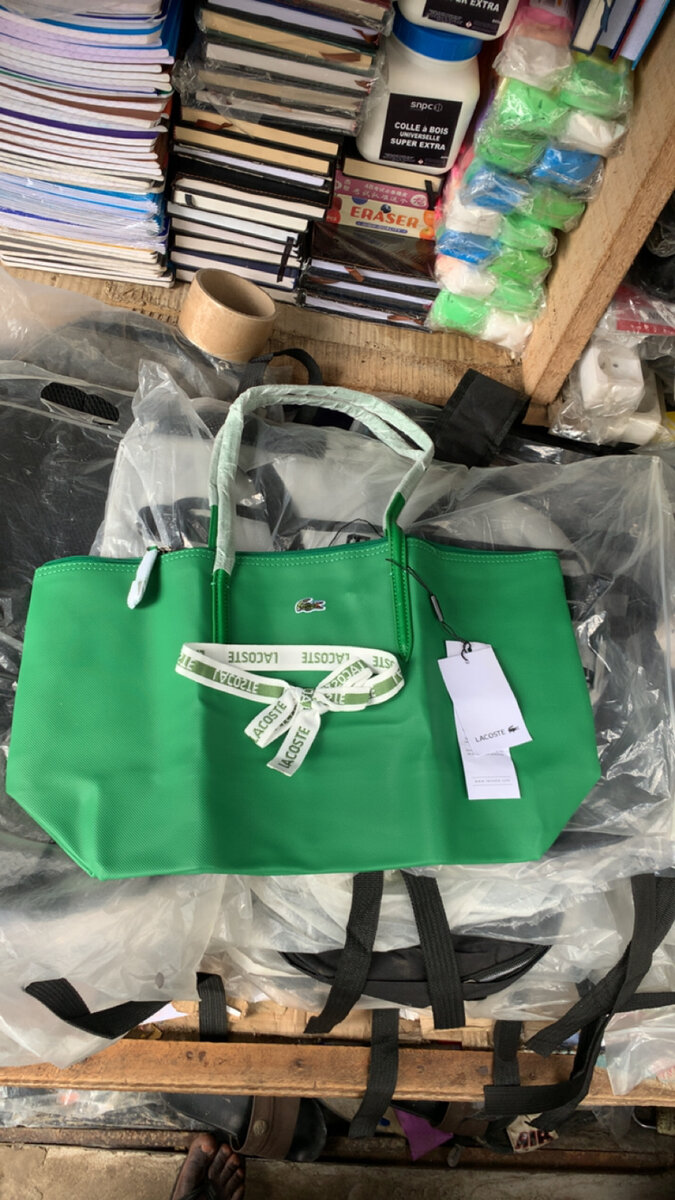 Sacs à Main Lacoste Couleurs Vives
