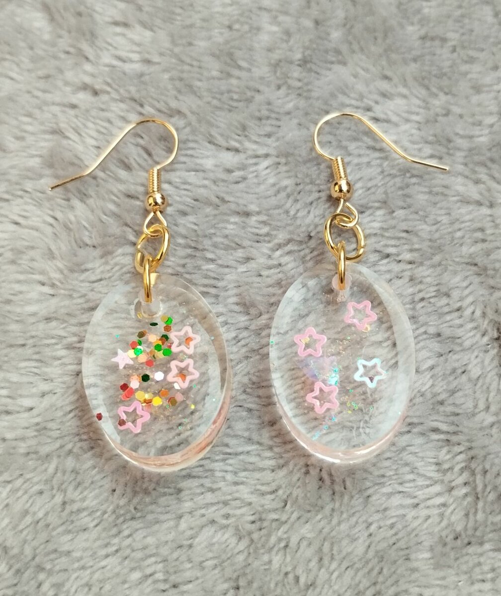 Boucle d'oreille en résine