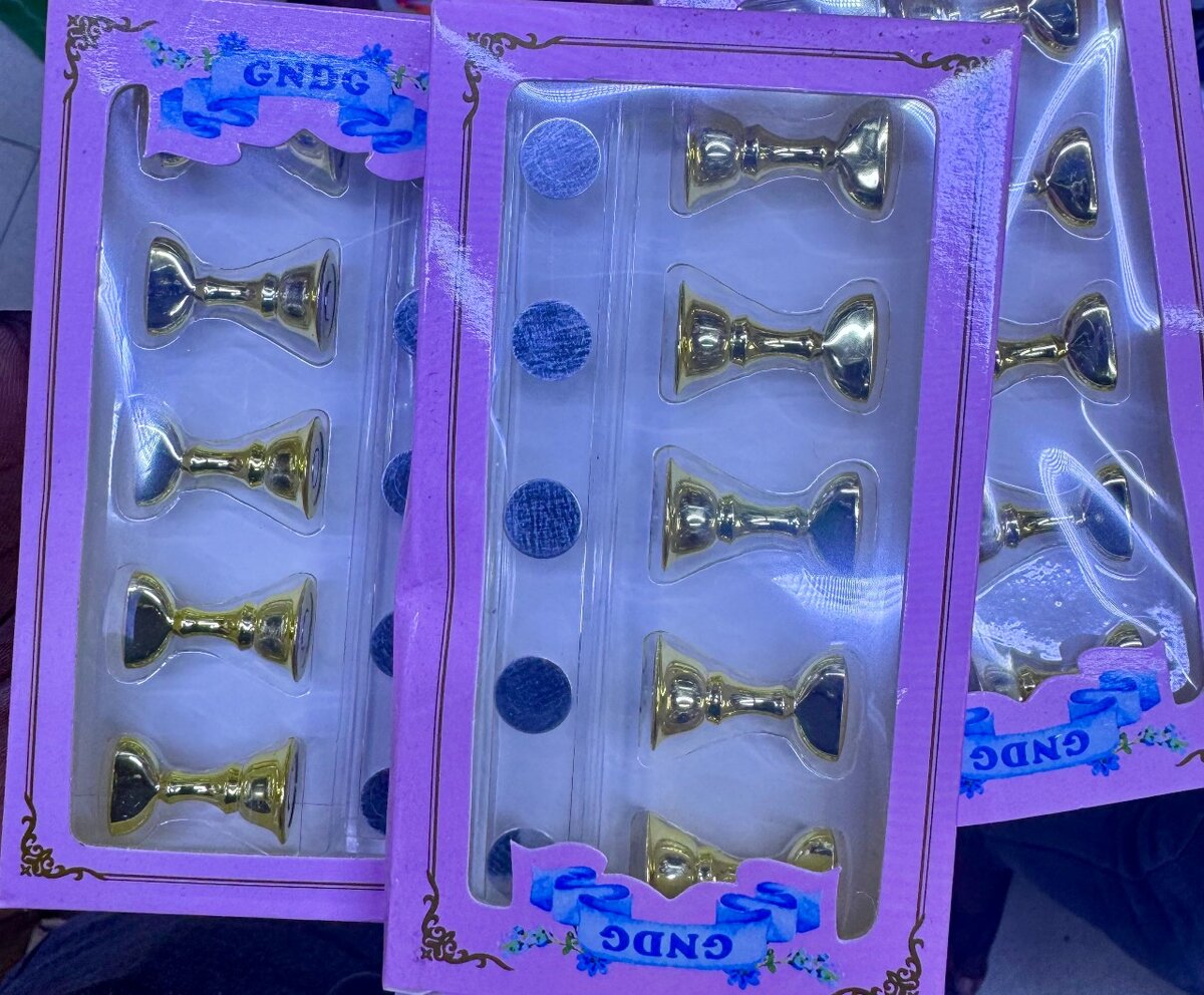 Présentoir magnétique