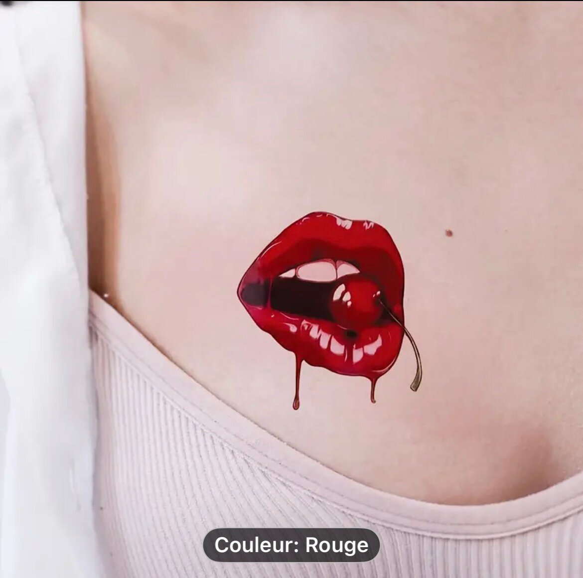 Tatouage temporaire lèvres rouge
