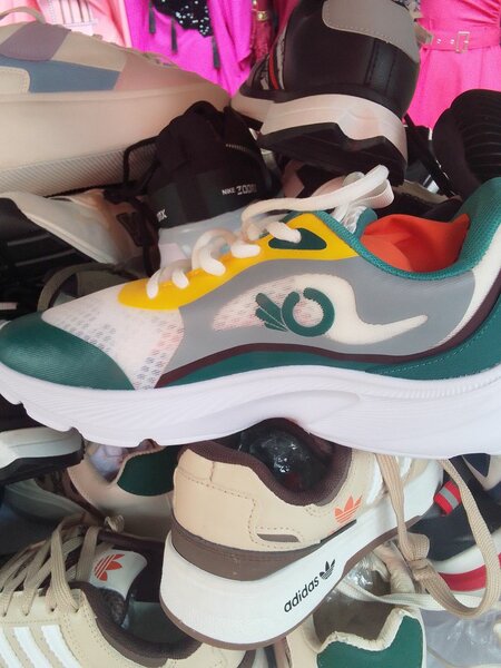 Chaussures de sport élégantes