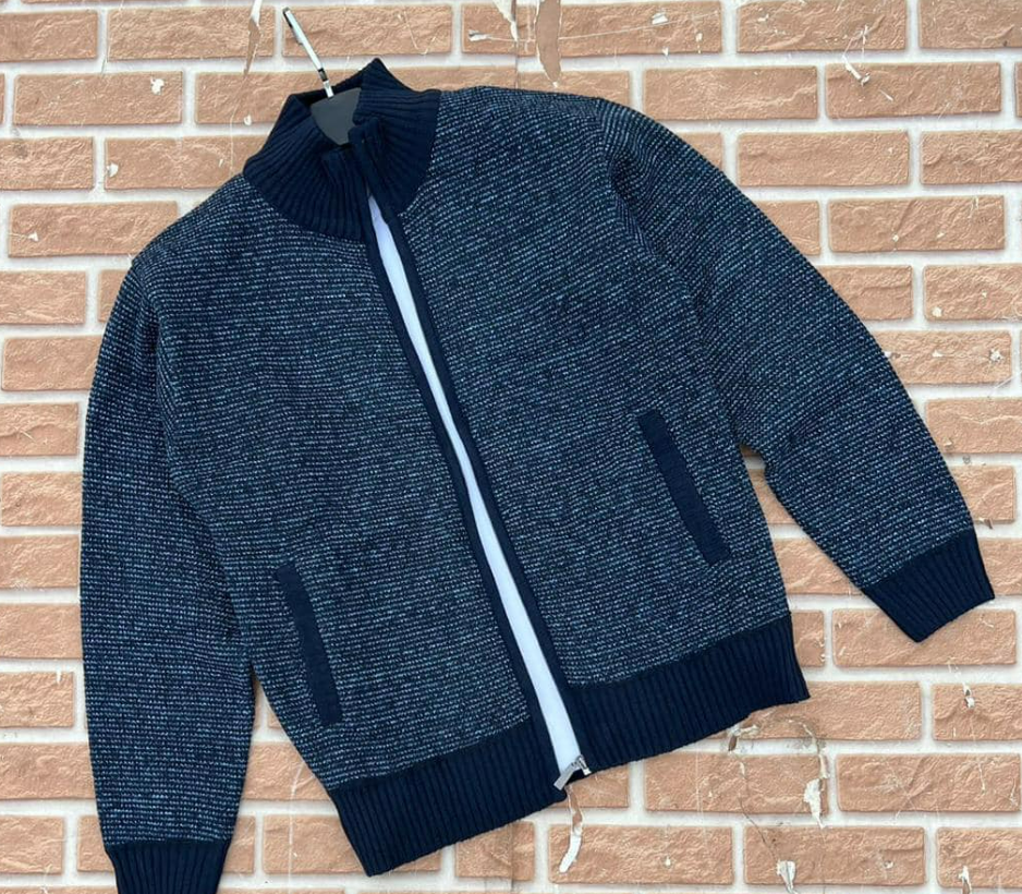 Smart thick winter sweater