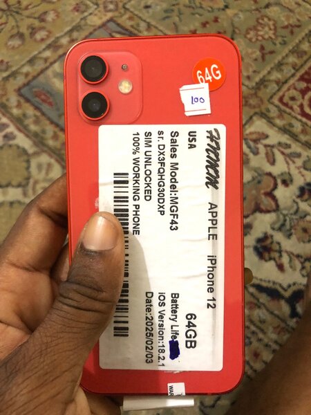 iPhone 12 simple