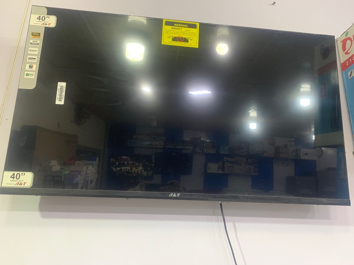 40 Inches LED
