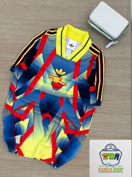 Maillot de foot coloré Adidas