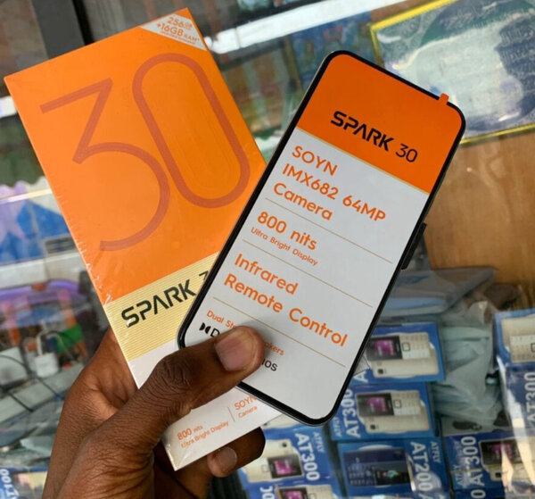Smartphone Tecno Spark 30 64MP