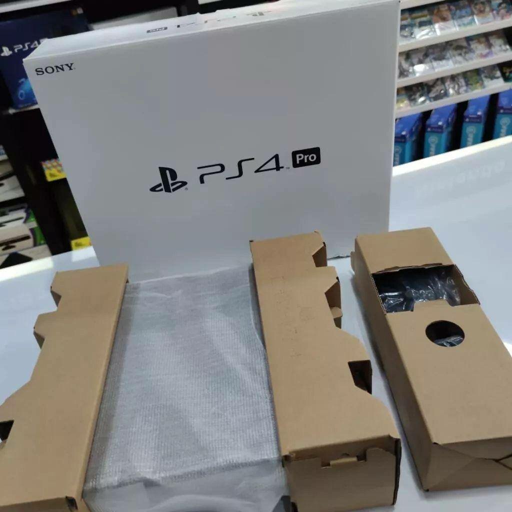 Ps4 console