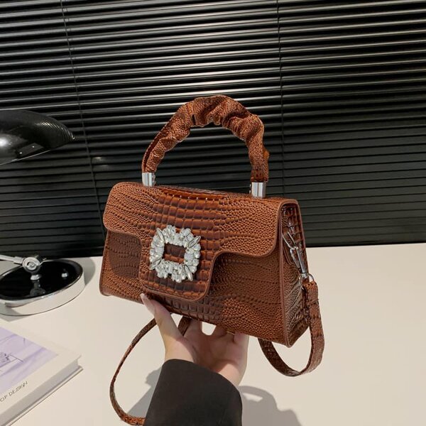 Fashionable Women's Bag brown