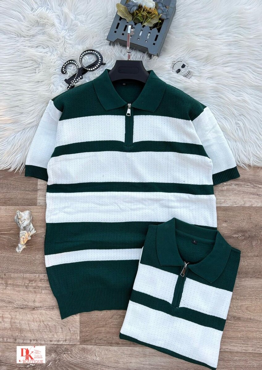 Polo en maille rayée élégante