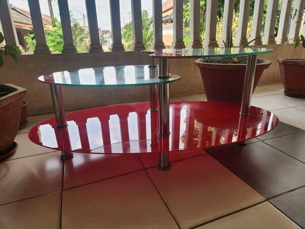 Table basse moderne rouge