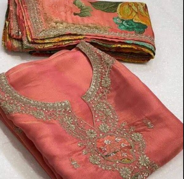 Ladies suit