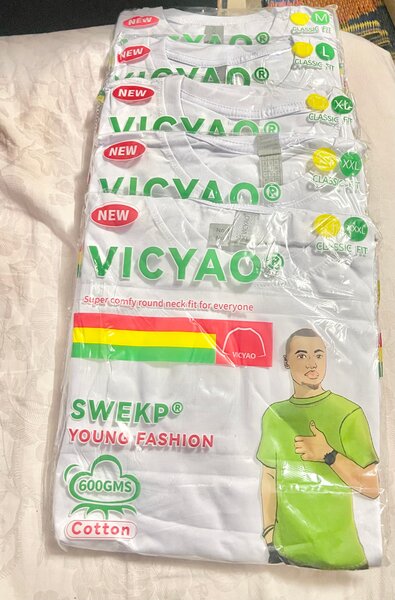 Lot de T-shirts en coton