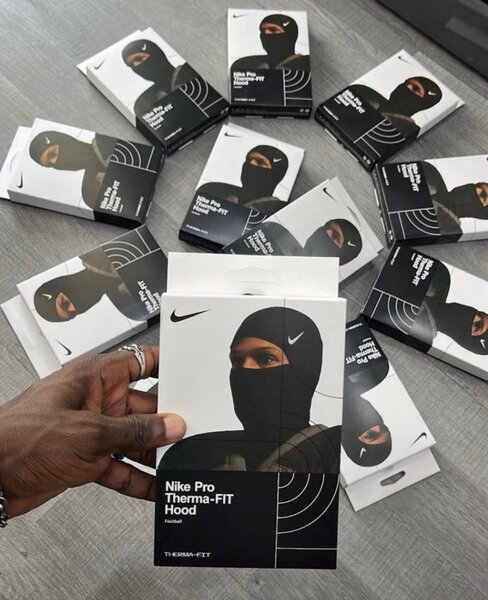 Nike Pro Therma-FIT Cagoule