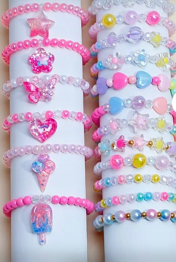 Bracelets en perles colorées