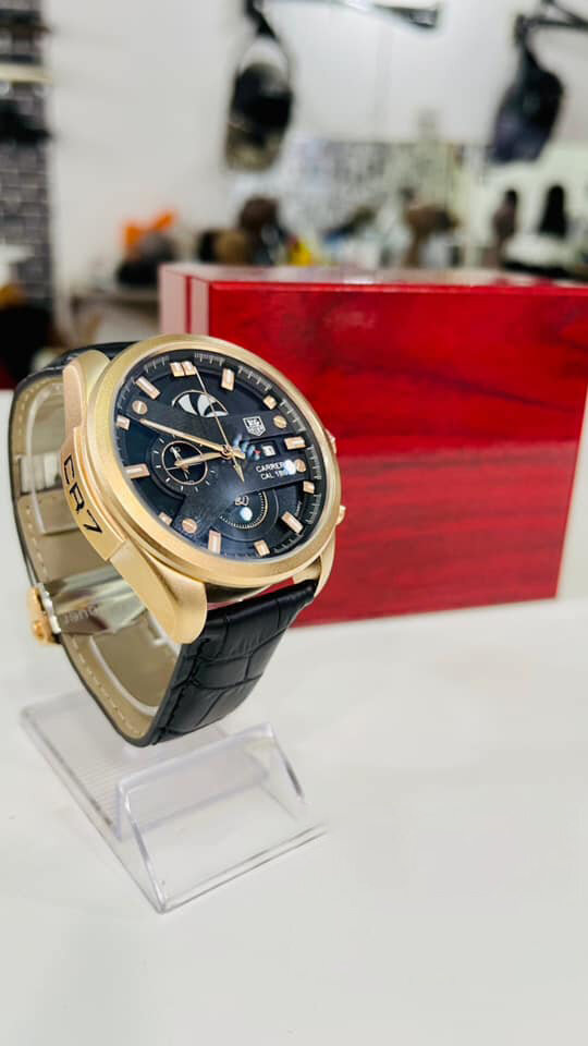 wristwatches TAG HEUER CARRERA