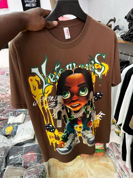 T-shirts imprimés tendance