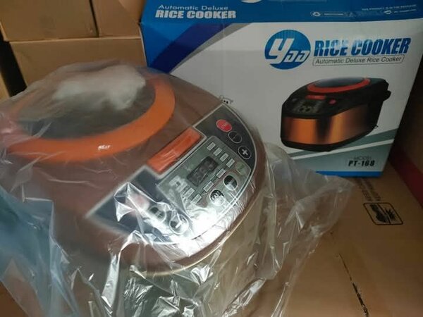 RICE COOKER