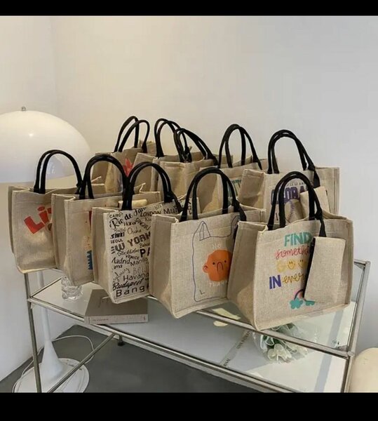 Cabas en toile de jute personnalisés