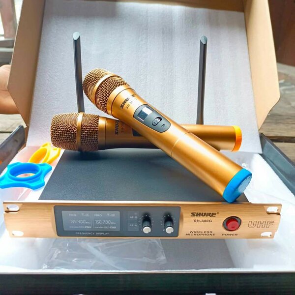 Microphone sans fil UHF Shure