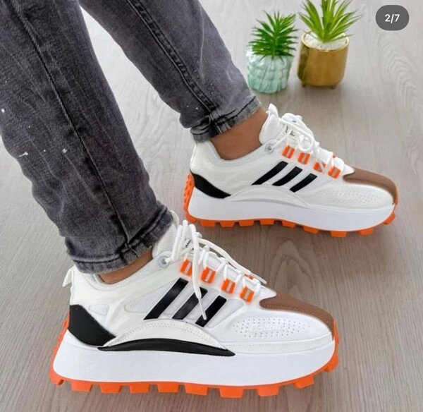 Sneakers colorés tendance