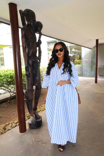 Caftan à Rayures Élégant