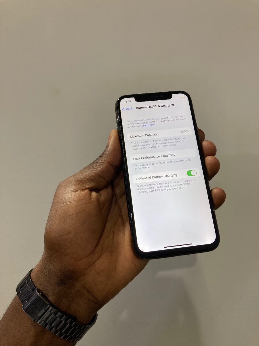 iPhone X 64GB ( no Face ID )