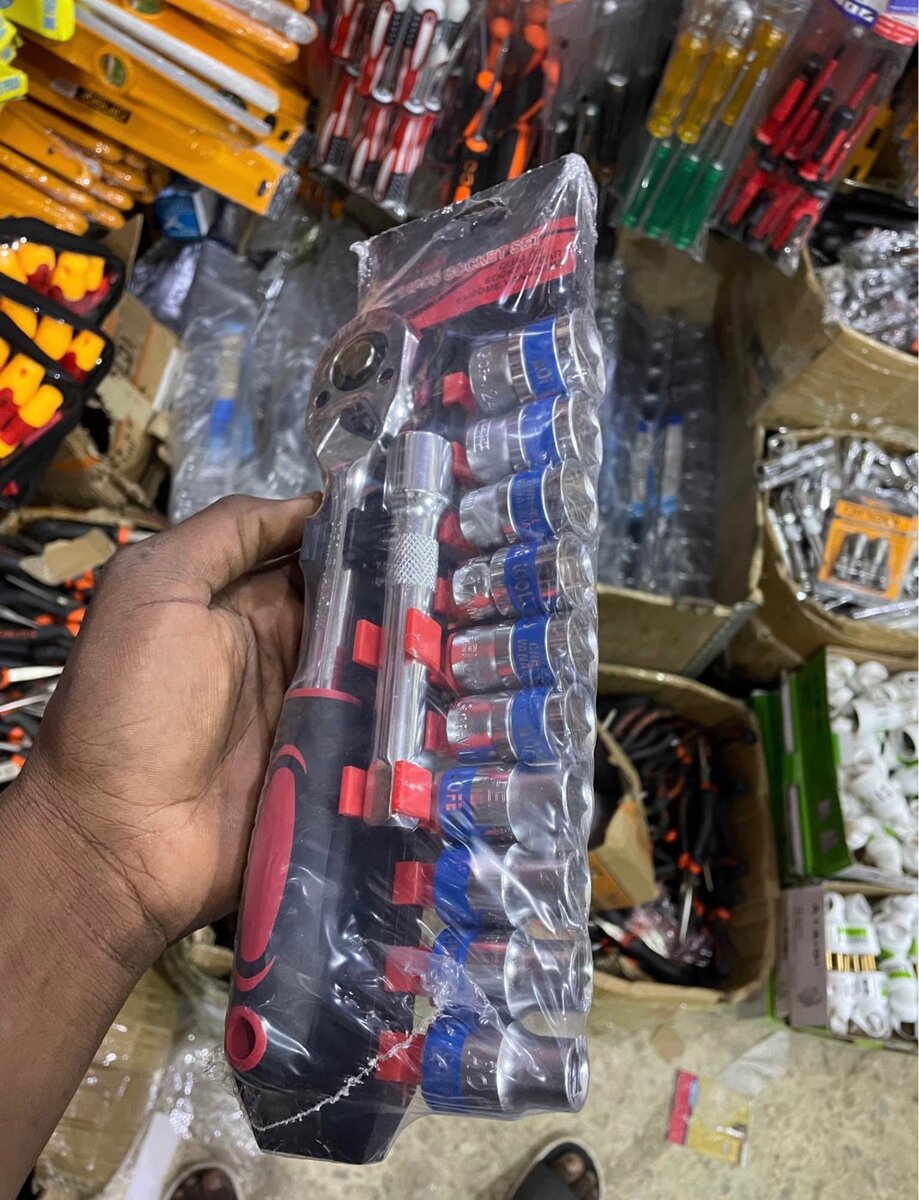 Ensemble de clés à douille 17 pièces