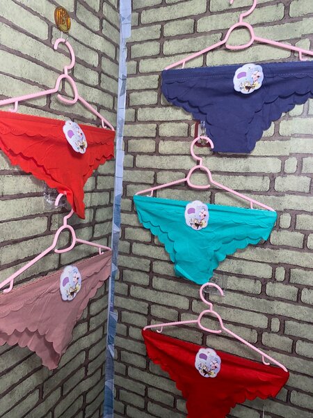 Culottes en dentelle fantaisie