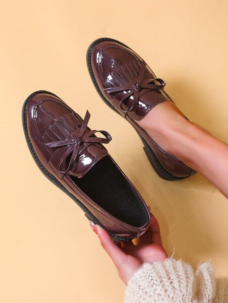 Mocassins vernis femme élégants