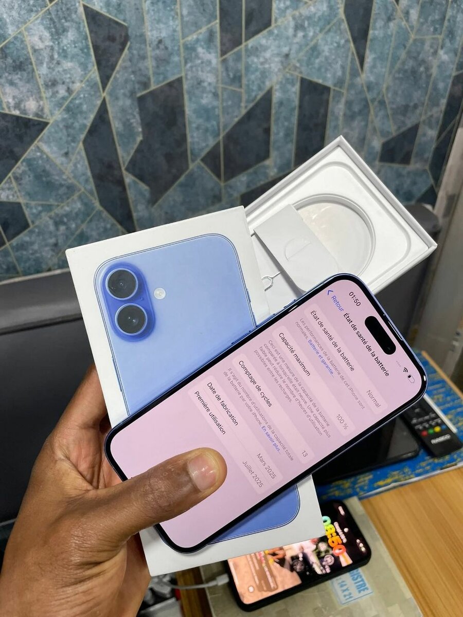 Smartphone moderne bleu