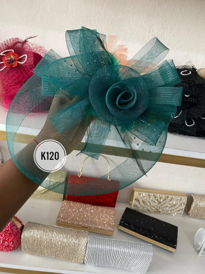 Beautiful    green hair ornament