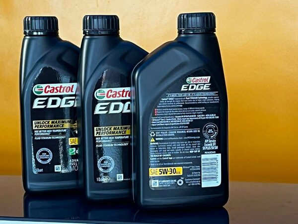 Castrol Edge 5W30 Engine Oil 1L imported from USA