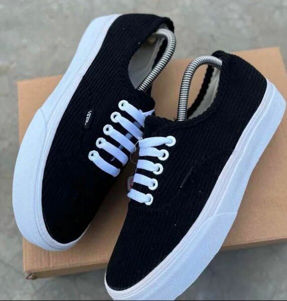 Chaussures Vans en toile décontractées