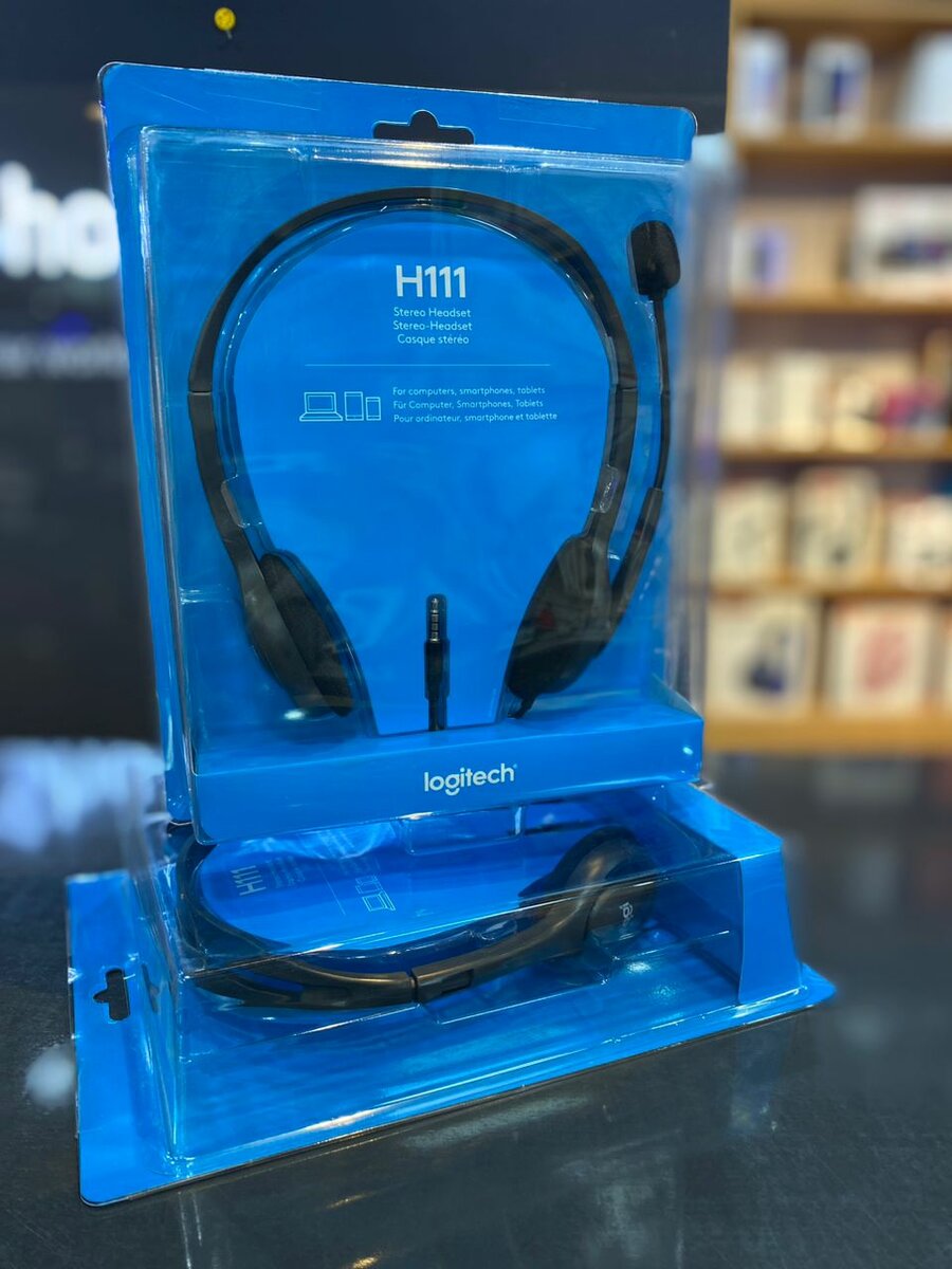 Logitech H111 stereo headset