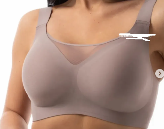 Женский базовый топ-бра без косточек на широком поясе - это идеальный выбор для тех, кто ценит комфорт и качество.