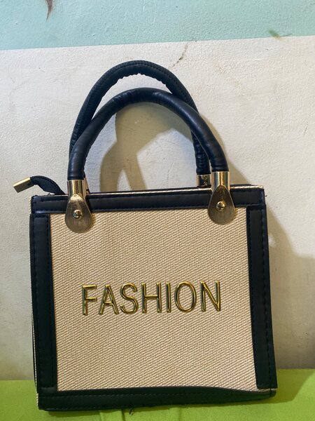 Sac à main élégant femme