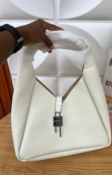 Sac à main blanc élégant