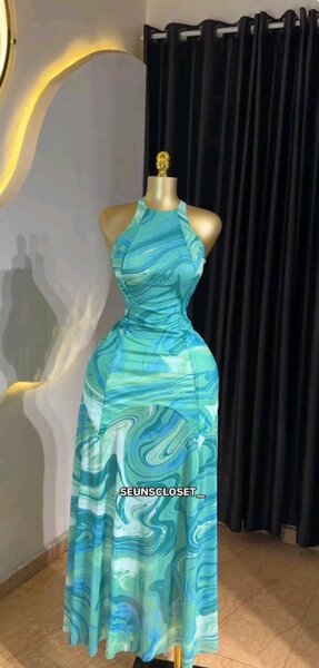 Robe longue imprimée élégante