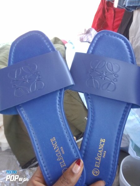 Mules bleu élégantes