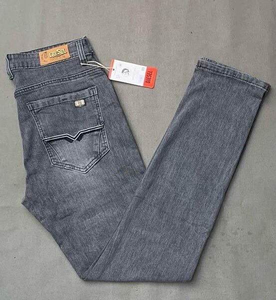 Jeans homme coupe classique