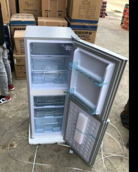 NASCO TOP FREEZER