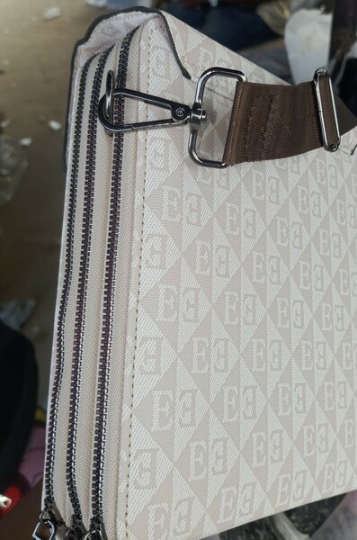 Sac bandoulière élégant