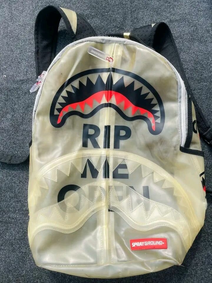 Sac à dos Sprayground design requin